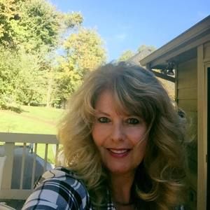 Meet your Posher, Stacia